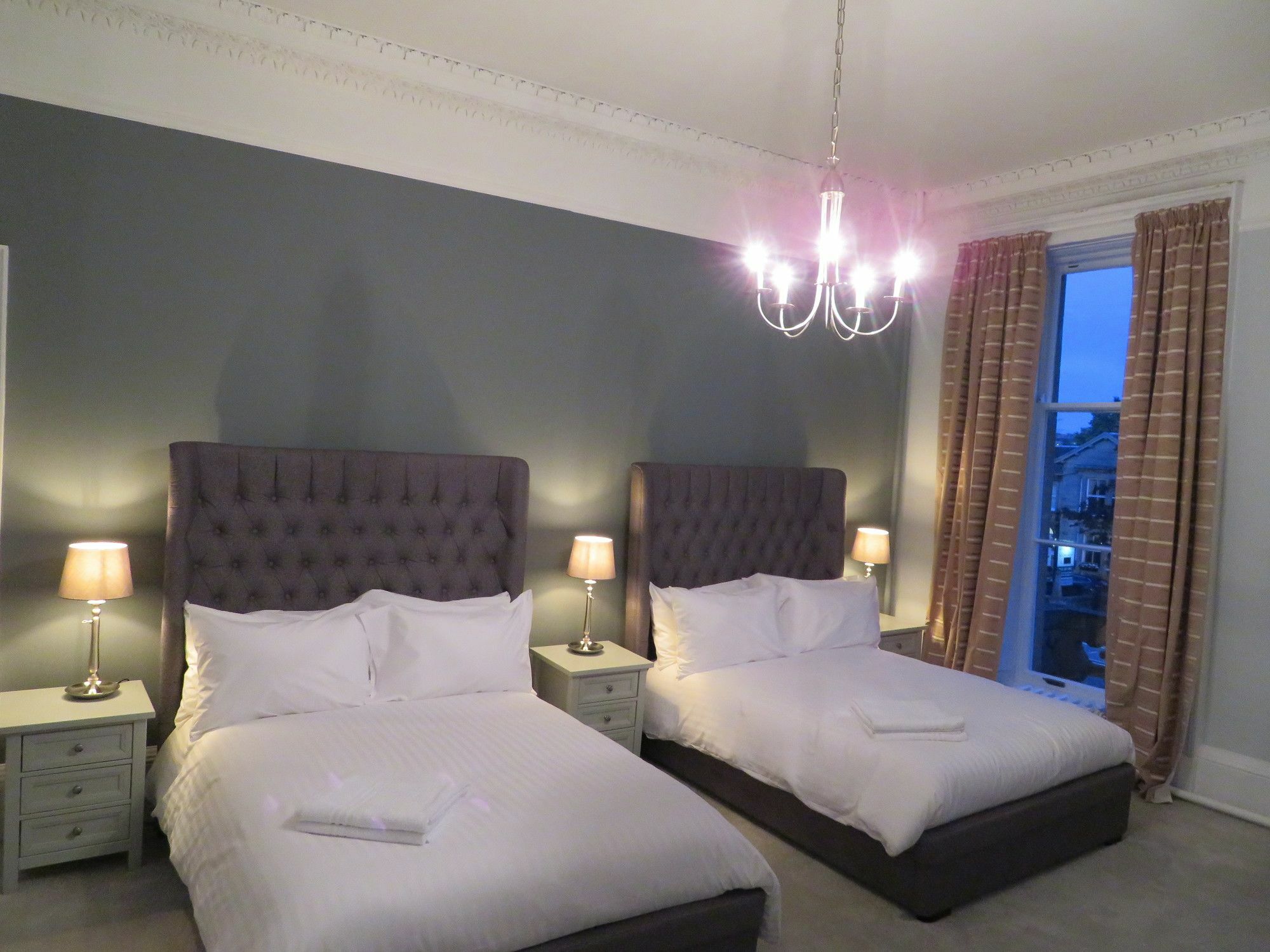 Duthus Lodge Guest House Эдинбург Экстерьер фото